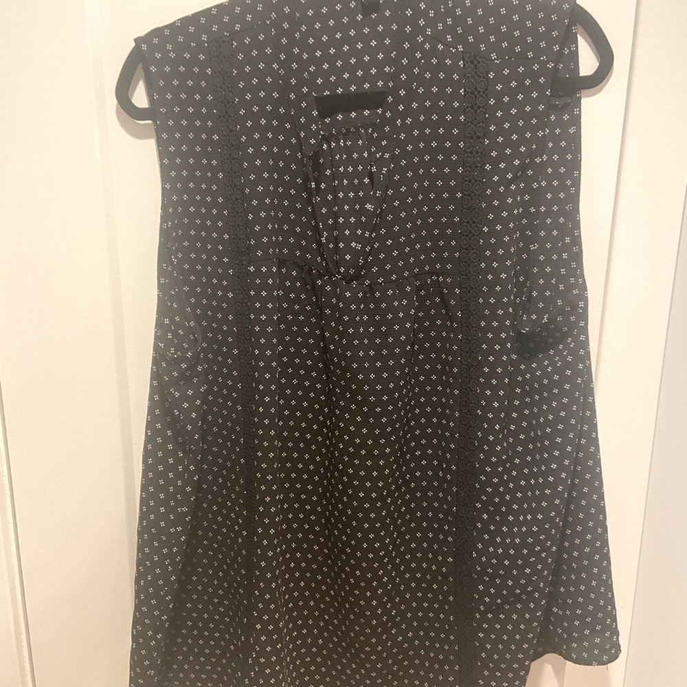 Women’s Blouse | | Torrid | | Size 2 |